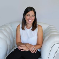 Karine Barbeau, courtier immobilier